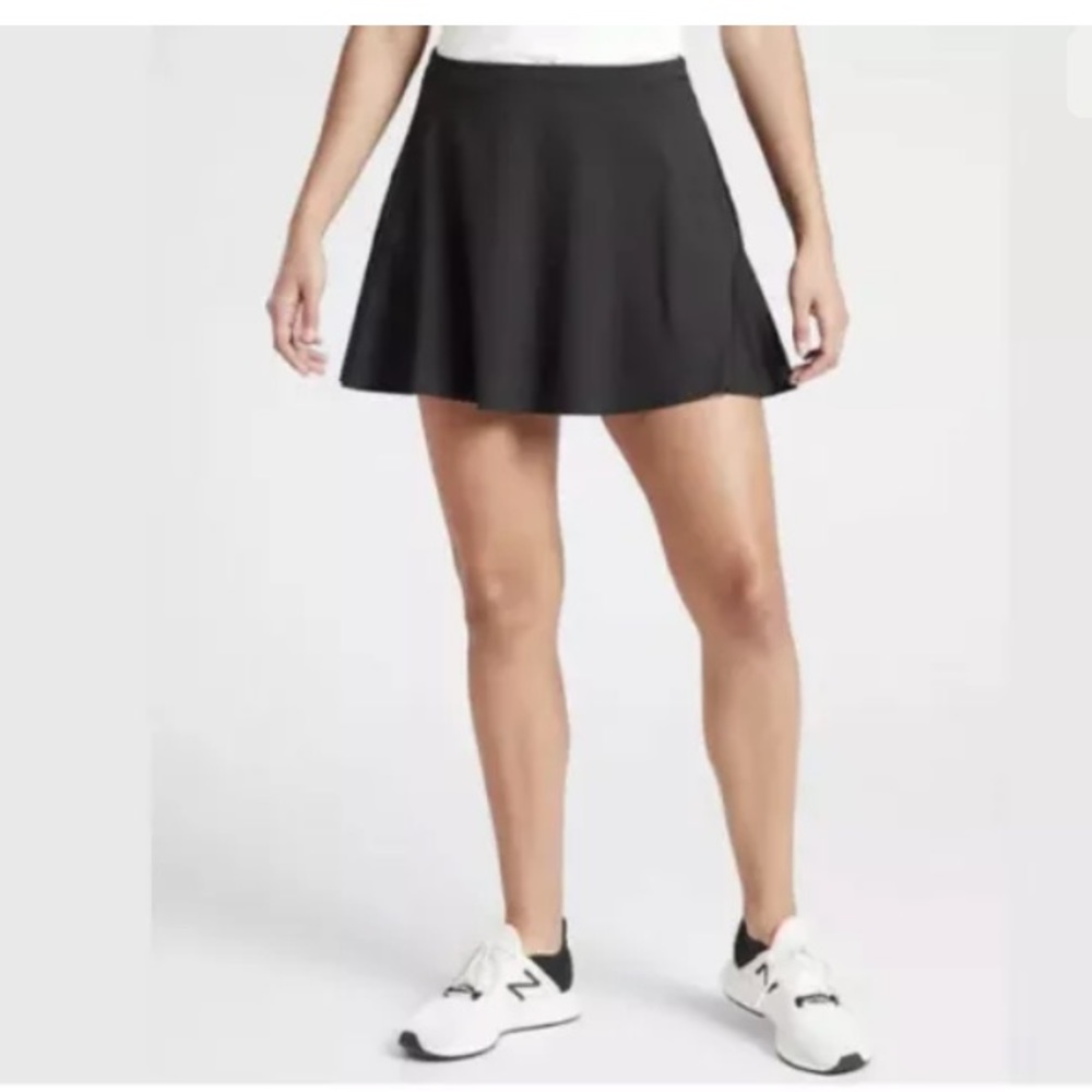 Athleta Match Point skort Black Size L 13.5”